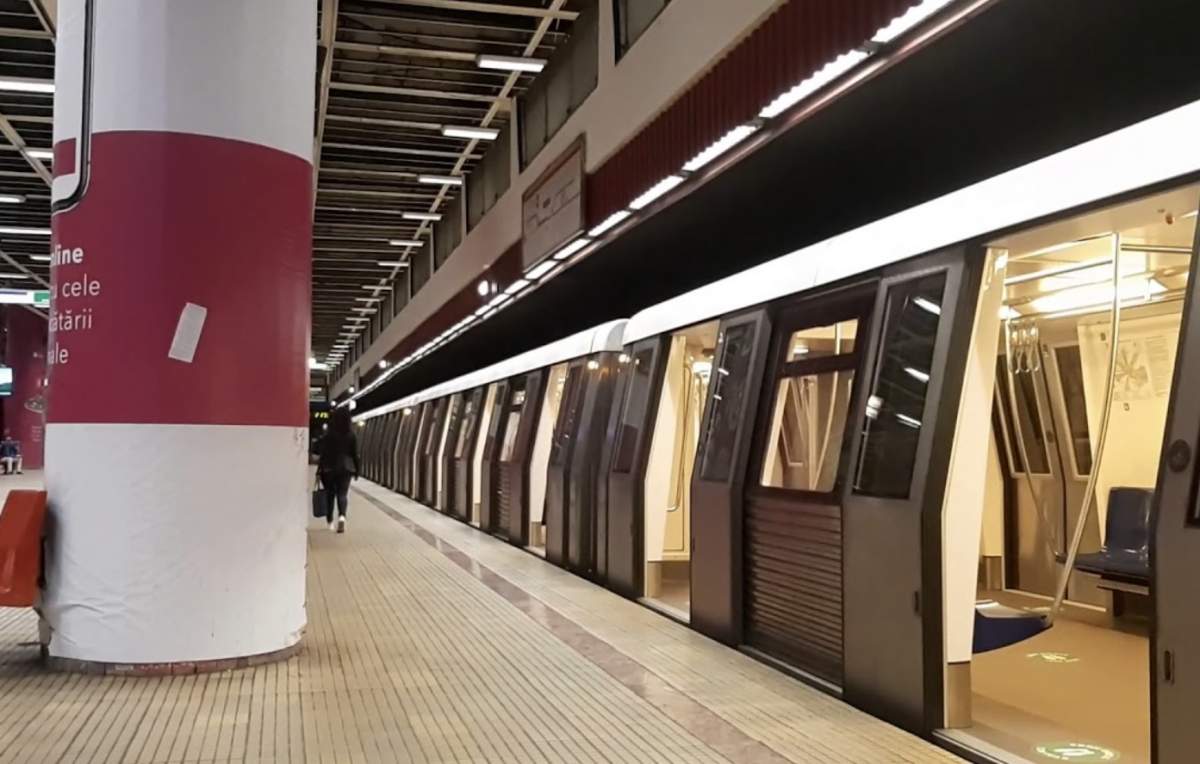 O femeie a căzut pe șină de metrou