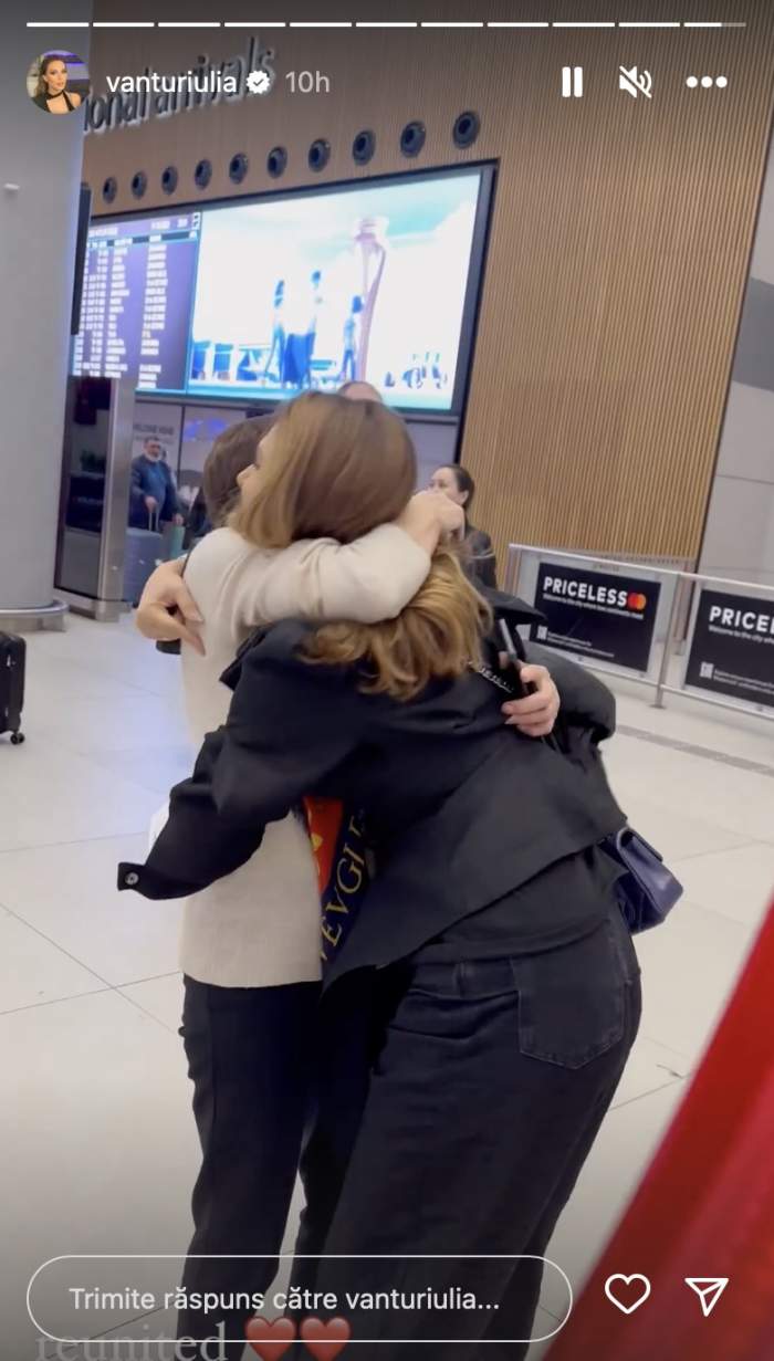 Iulia Vântur a avut parte de o revedere emoționantă cu mama ei