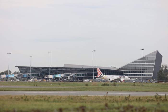 aeroportul din Lille când a făcut activată alarma.