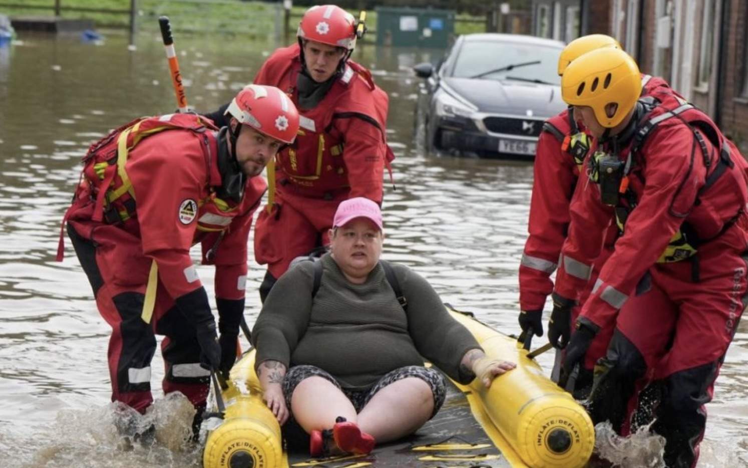 Furtuna Babet face ravagii în Europa. Fenomenul meteo a provocat decesul a trei persoane