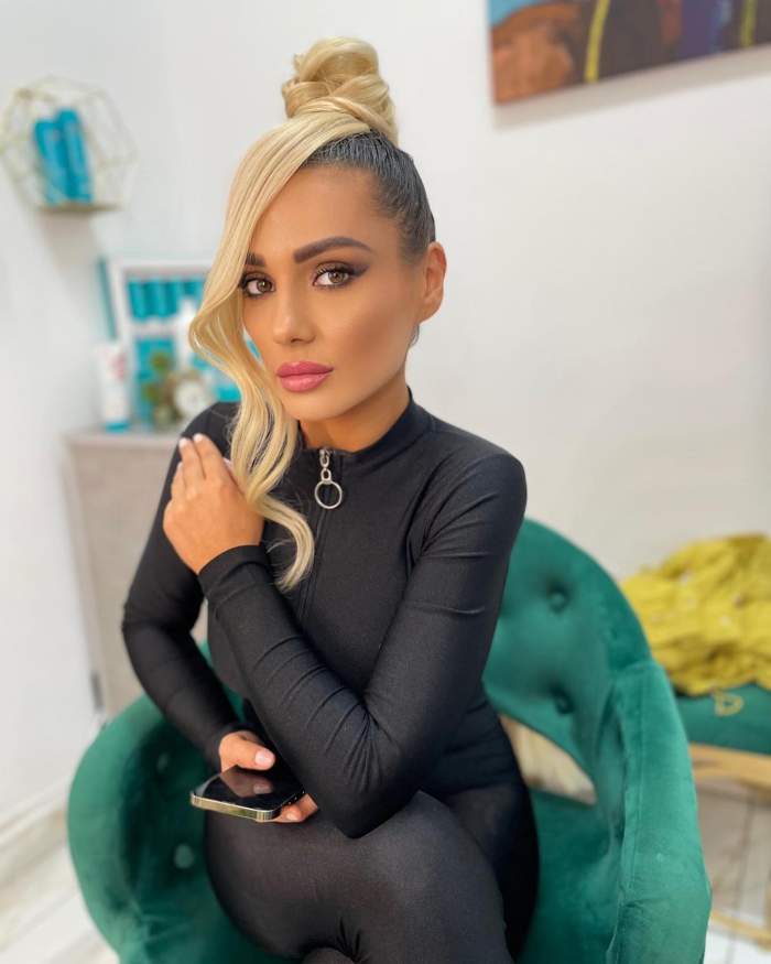 Star Magazin. Bianca Rus, ironizată de Dana Marijuana, după ce a apărut îmbrăcată sexy la un festival din Capitală. Artista, cuvinte dure la adresa colegei de breaslă: „S-a maimuțărit pe scenă” / VIDEO
