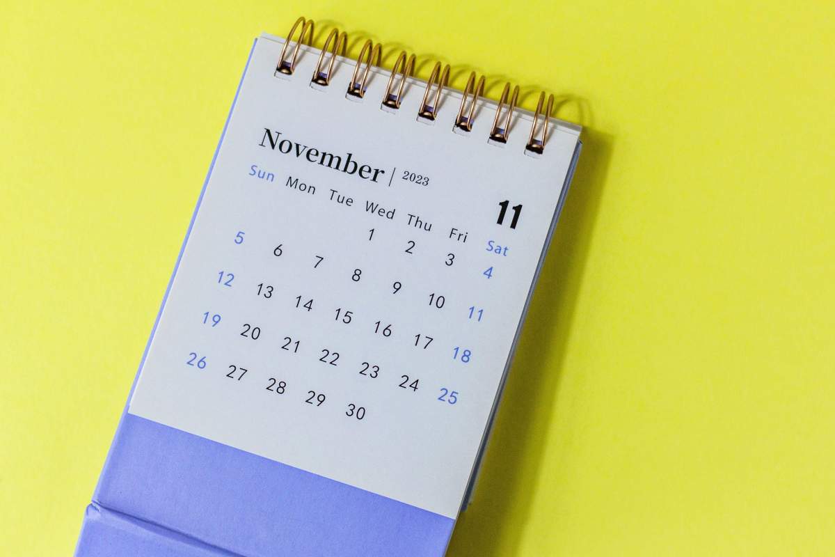 Calendar cu zilele lunii noiembrie