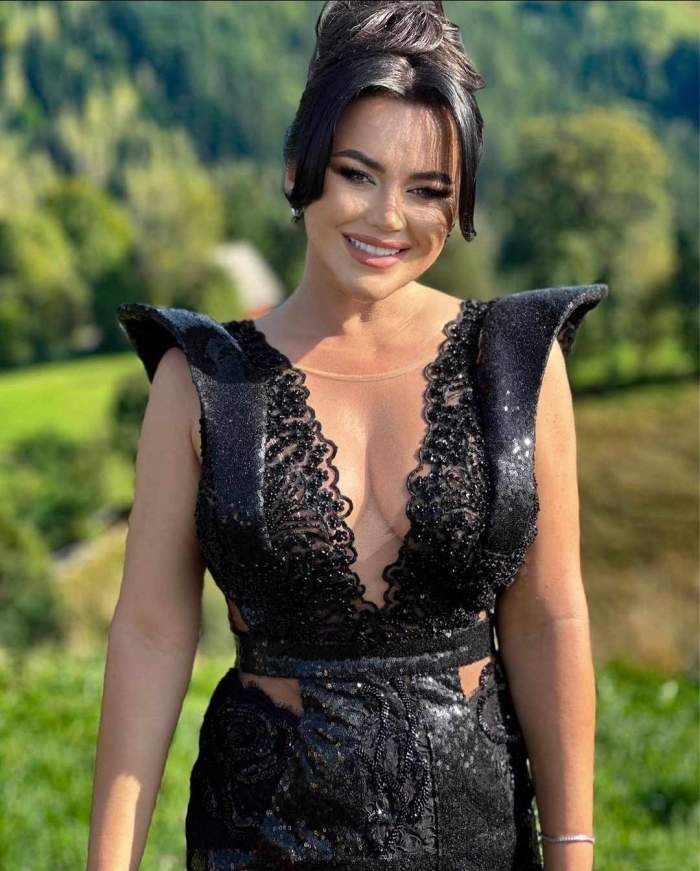Carmen de la Sălciua.