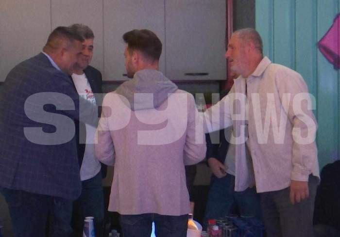 Marcel Ciolacu, apariție inedită la ziua lui Codin Maticiuc! Ce tricou cu mesaj interesant a purtat premierul / PAPARAZZI
