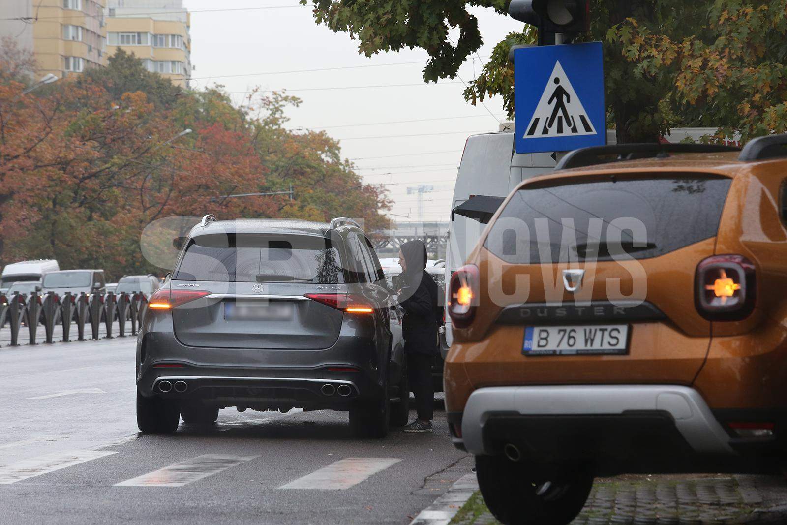 Și ministru dacă ai fost, când te ia pofta… nu mai ții cont de nimic! Lui Răzvan Cuc îi cam place la Mc! /  PAPARAZZI