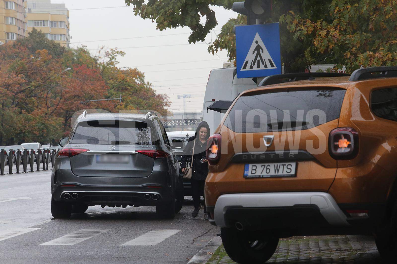 Și ministru dacă ai fost, când te ia pofta… nu mai ții cont de nimic! Lui Răzvan Cuc îi cam place la Mc! /  PAPARAZZI