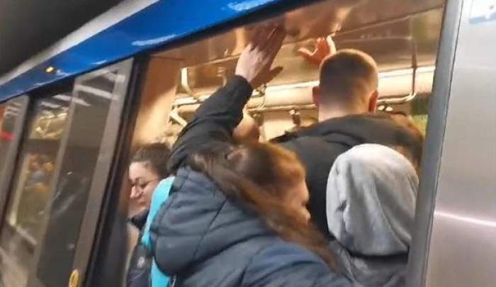 aglomerație la metrou