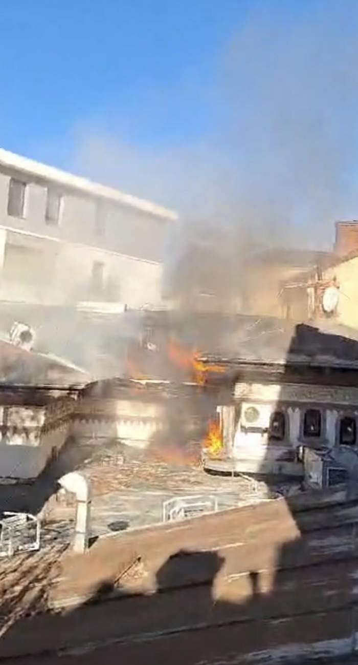 Incendiu lângă casa Amaliei Bellantoni! Vedeta, în stare de panică. A sunat de urgență la pompieri / VIDEO