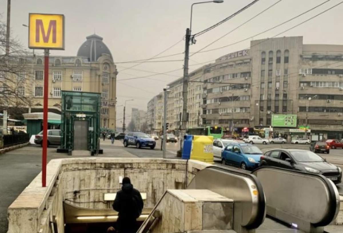 Metrou București, Universitate Sute de angajați de la metrou vor protesta, joi, în fața Guvernului. Aceștia sunt nemulțumiți că legea austerității, promovată de Guvernul Ciolacu, ”cam blochează activitatea la Metrorex”.