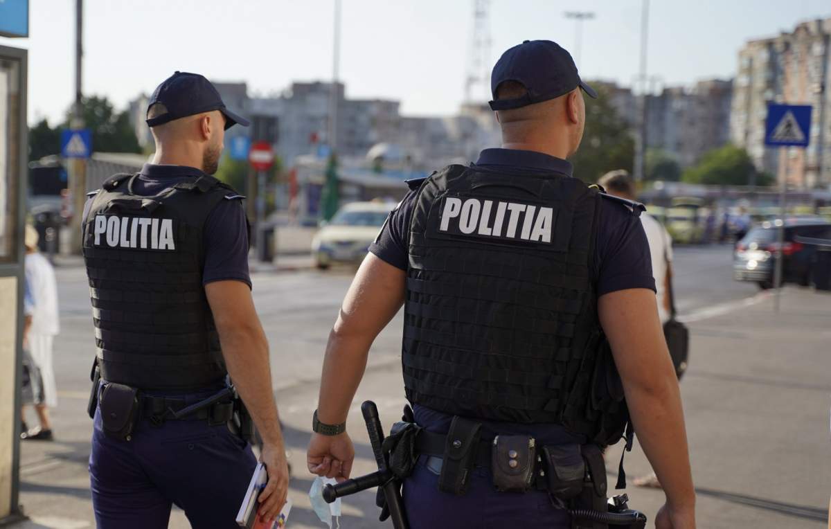 Polițiști români