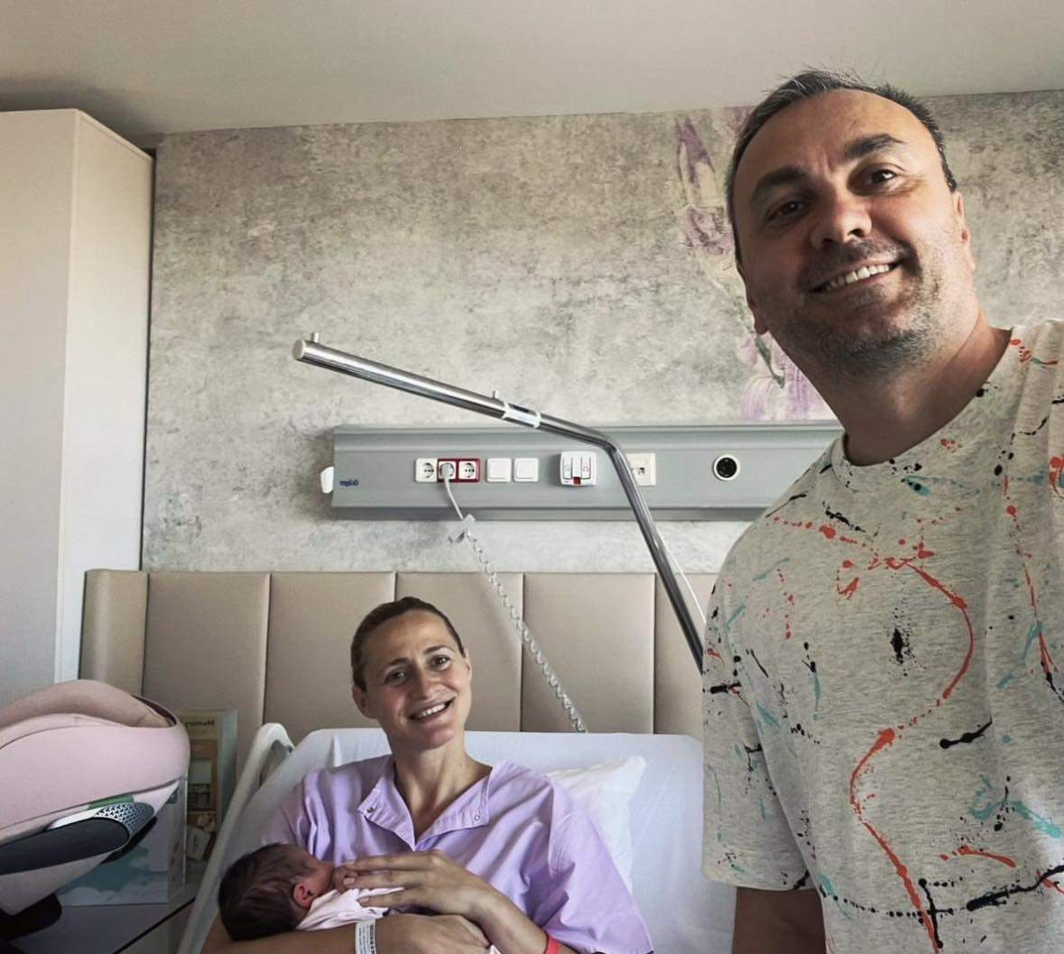 Primele imagini cu Camelia Potec și bebelușul, la două săptămâni după ce a născut. Postarea emoționantă făcută de campioană: „Noua noastră minune” / FOTO