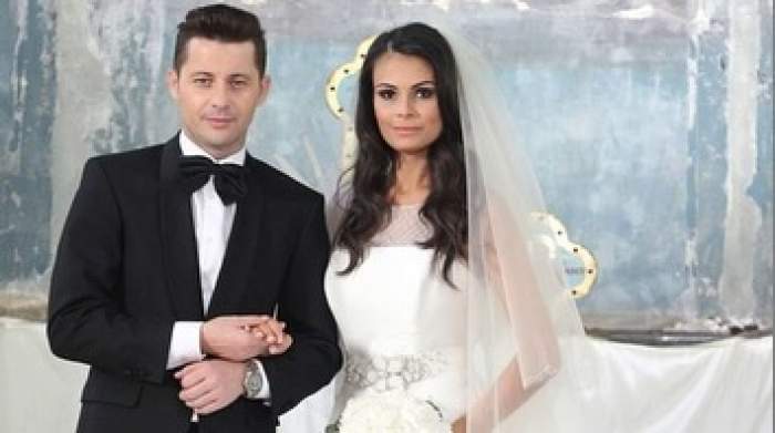 Adrian Sînă și Anca Serea au împlinit 8 ani de căsnicie. Ce urare i-a făcut artistul soției sale: ”Mă simt norocos” / FOTO