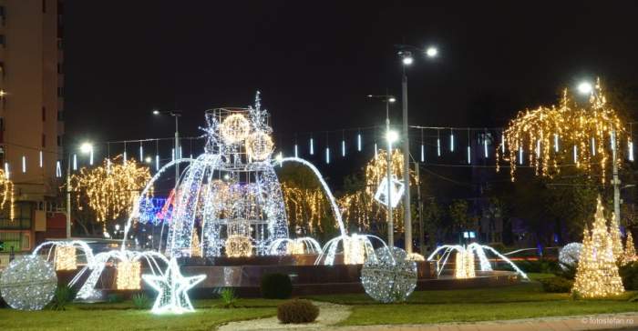 In scurt timp se vor aprinde luminițele pentru sărbători în București.