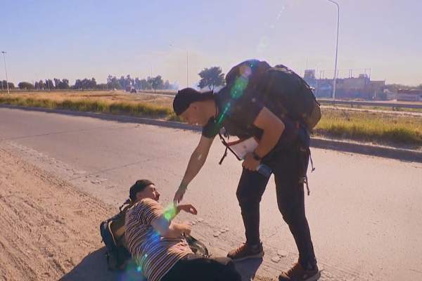 America Express, 11 decembrie 2023. Disperarea de a găsi transport l-a împins pe Romică Țociu să facă un gest neașteptat. Cum a reacționat Vlad Huidu: „Stai cuminte...” / VIDEO