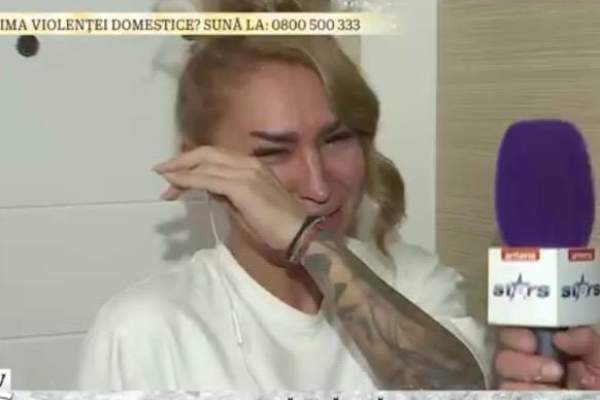 Xtra Night Show. Denisa Despa, în lacrimi, în direct! Fostul iubit i-a spart ușa de la casă și a atacat-o: "M-am speriat foarte tare”
