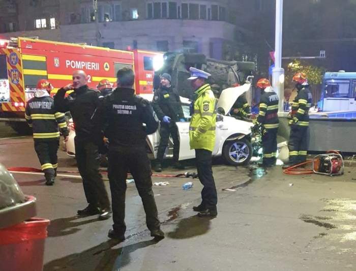Accident rutier grav la Piața Unirii din București, în urma impactului dintre două autoturisme. Traficul este blocat / FOTO