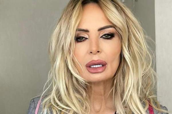 Star Magazin. Cum a fost copilăria Danielei Gyorfi. Problemele de sănătate ale mamei și-au pus amprenta asupra artistei: ”Părinții mei...” / VIDEO