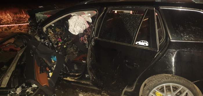 Cei doi tineri care au provocat accidentul din Dumbrăveni au murit. O șoferiță și-a pierdut viața / FOTO