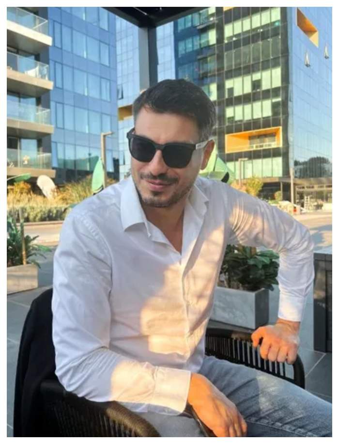 Star Magazin. Milionarul român care îi interzise soției să aibă conturi pe rețelele de socializare. Care sunt așteptările sale: ”Toată concentrarea...”
