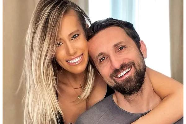 Star Magazin. Gabriela Prisăcariu și Dani Oțil, regula nescrisă în căsnicie. Cum reușesc cei doi să păstreze pasiunea: ”O dată la ceva timp...” / VIDEO