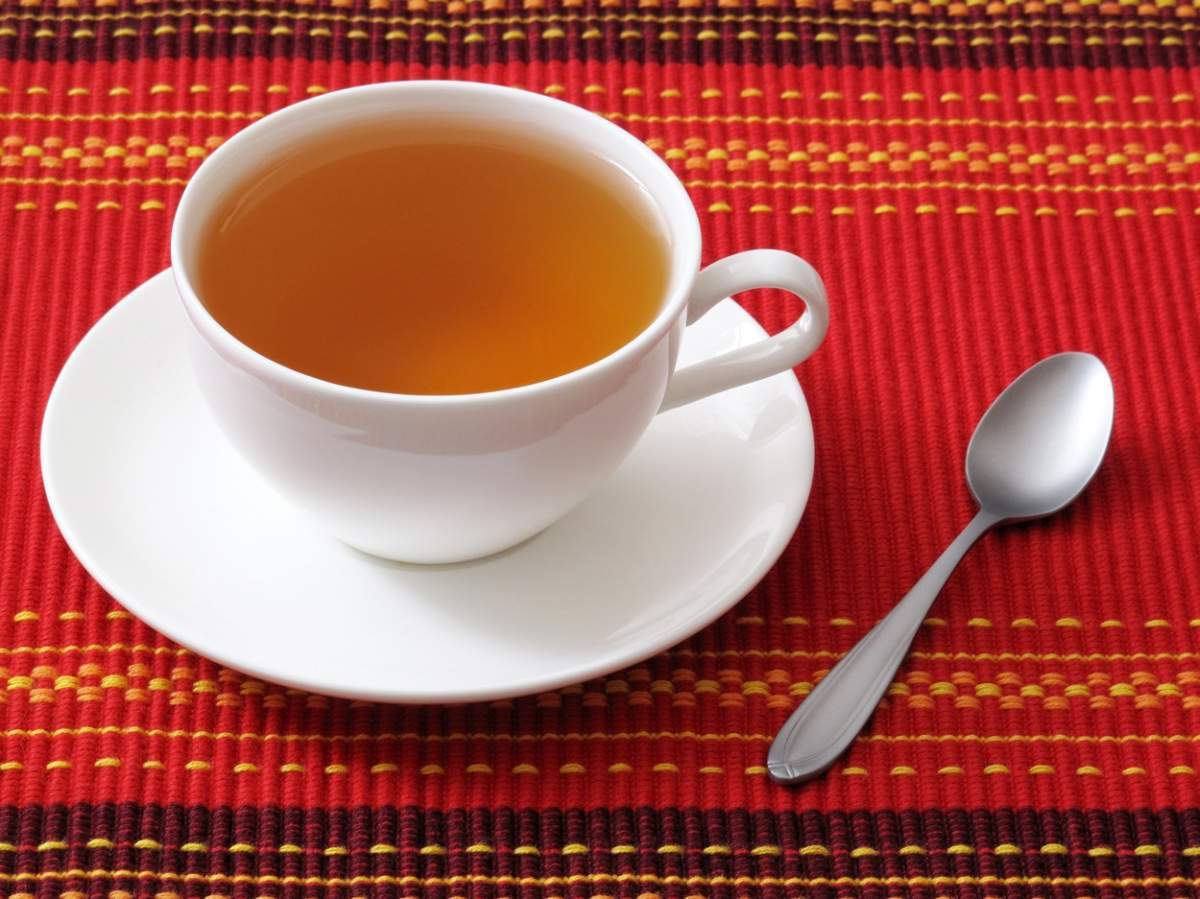 O ceașcă de ceai albă