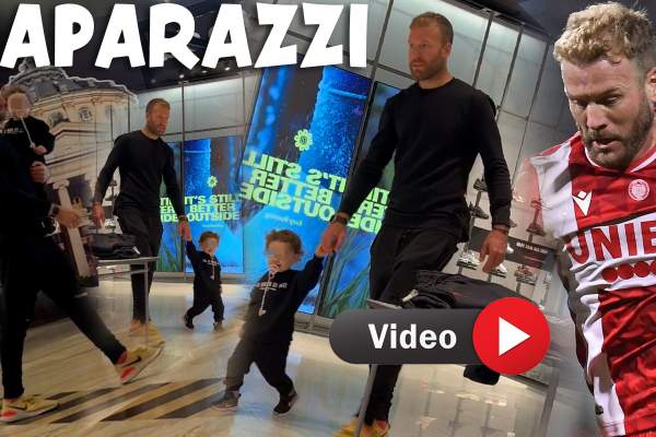 Adam Nemec, mereu disponibil pentru fanii săi. Gestul făcut de fotbalist când se afla în mall, alături de fiica sa / PAPARAZZI