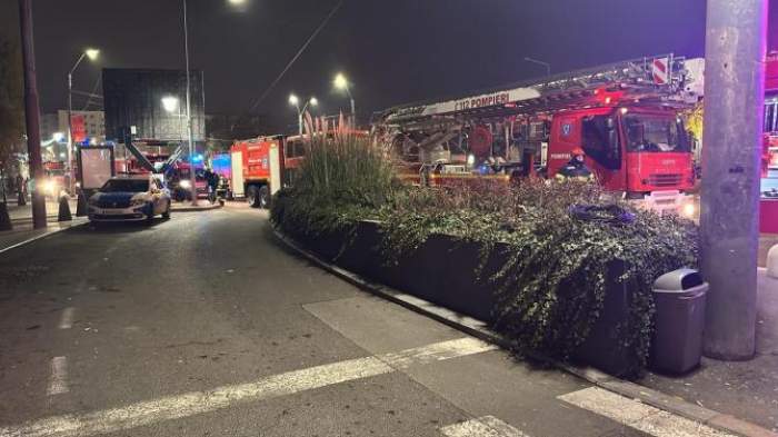 Un incendiu puternic a avut loc la un cunoscut mall din Capitală