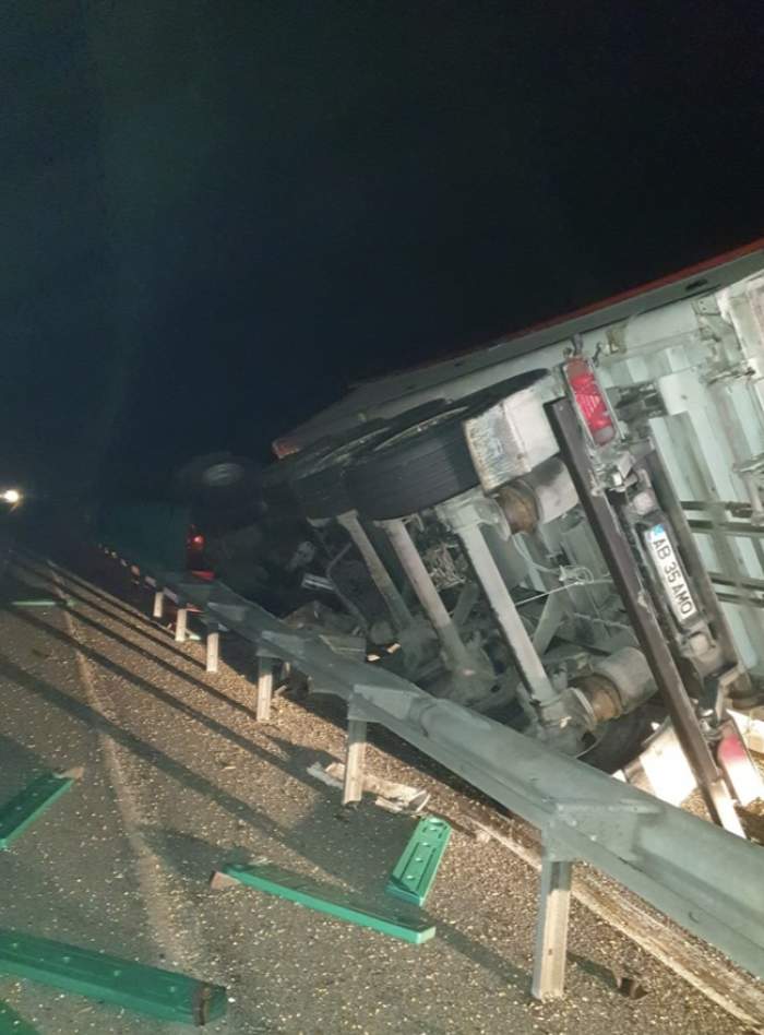 Accident rutier grav pe A2, în această dimineață. Traficul este blocat, în urma impactului între două TIR-uri / FOTO