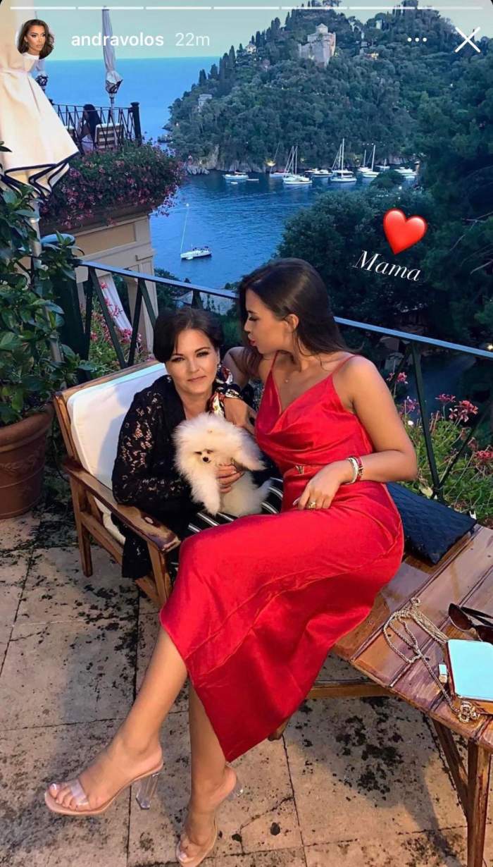 Andra Voloș, imagine emoționantă alături de mama ei. Detaliul care arată că sunt foarte apropiate / FOTO