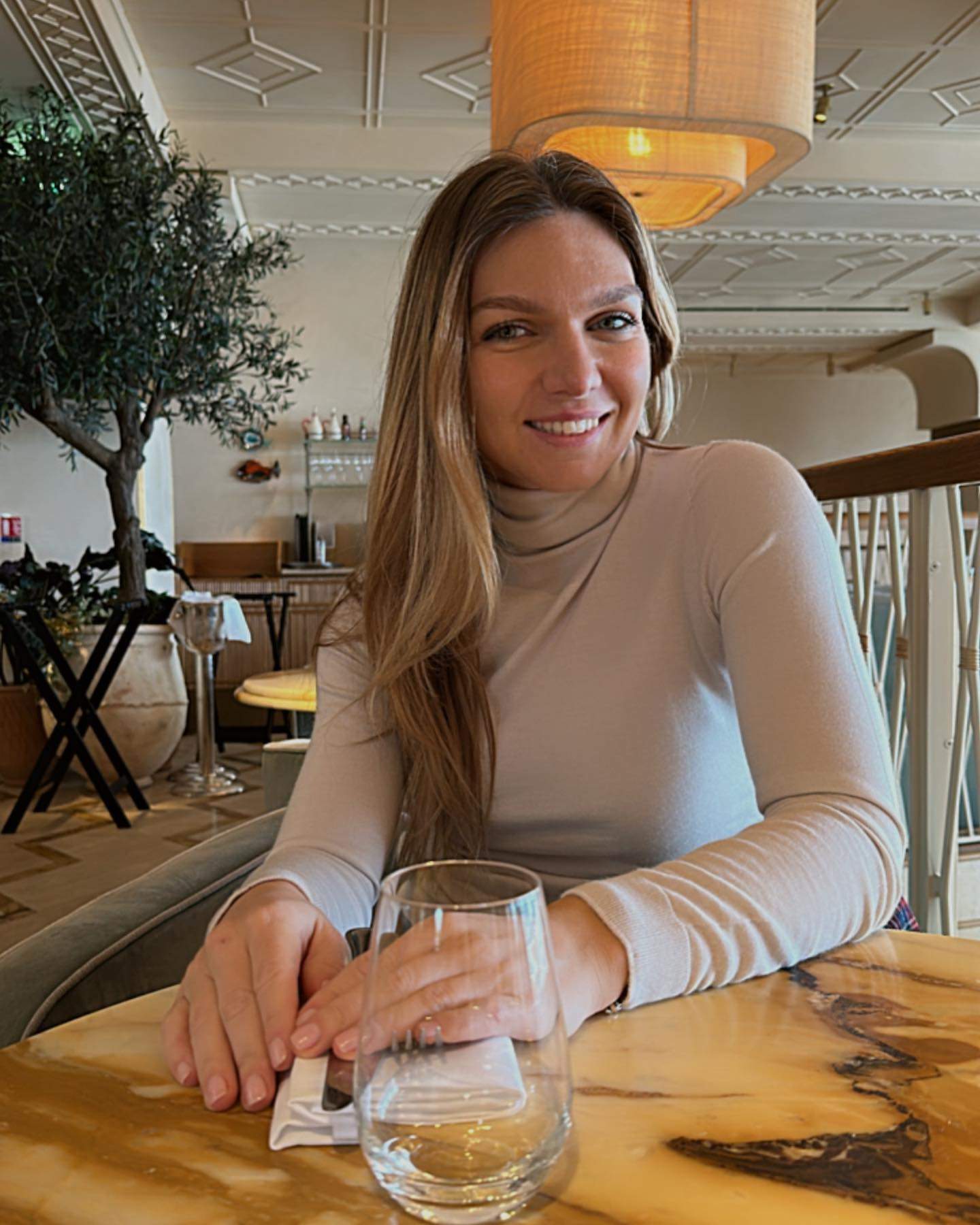 Simona Halep a sărbătorit Valentine's Day în Paris. Cu cine a petrecut sportiva în orașul iubirii / FOTO