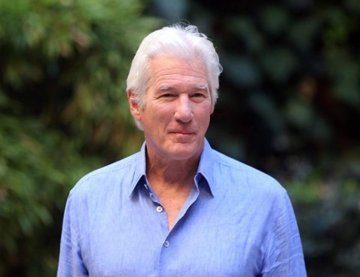 Richard Gere, la cămașă