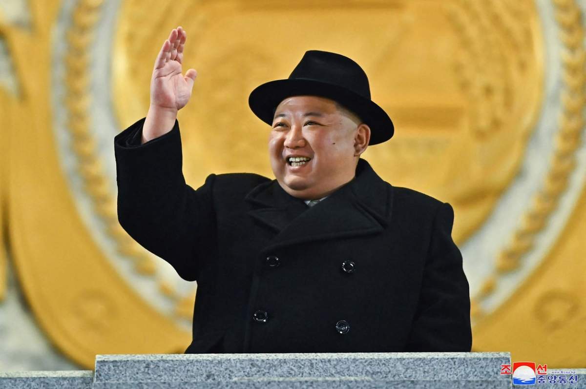 Coreea de Nord a lansat o rachetă balistică pentru a arăta că are putere de „contraatac nuclear letal”. Avertisment pentru SUA şi Coreea de Sud