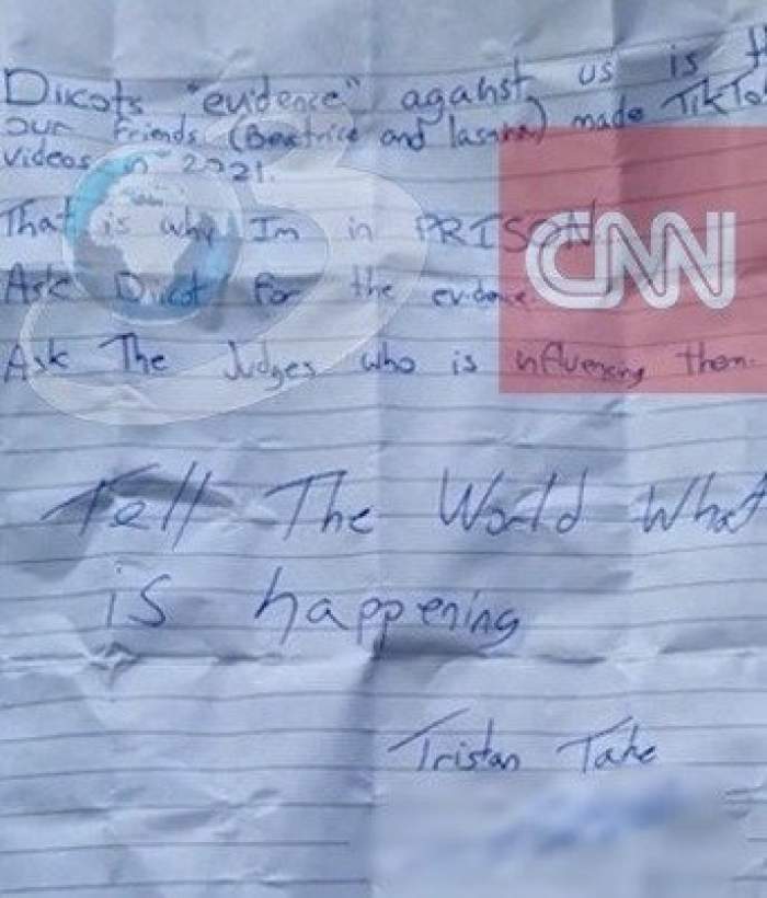 Ce conținea biletul secret pe care Tristan Tate i l-a dat unei reporterițe. Mesajul scris de milionar: „De aceea suntem în închisoare” / FOTO