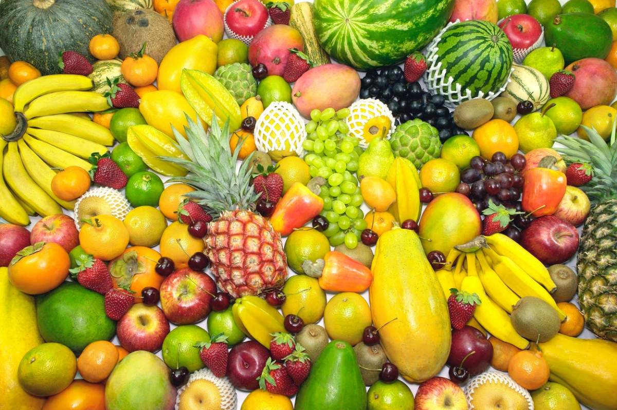 Cele mai bune 10 fructe pe care să le consumi în timpul sarcinii