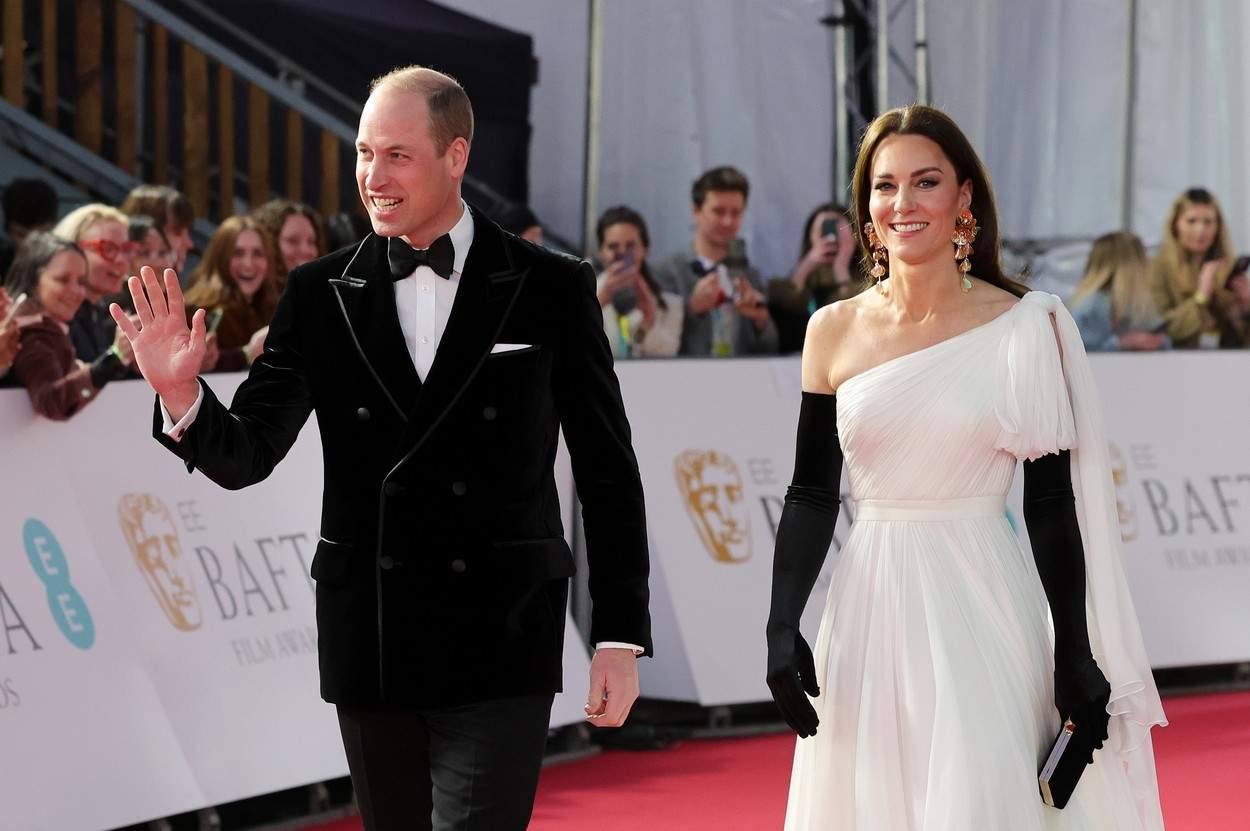 Ce proceduri de securitate au fost la premiile BAFTA pentru Prințul William și Kate Middleton. Românca Andreea Cristea a spus ce se întâmplă / VIDEO