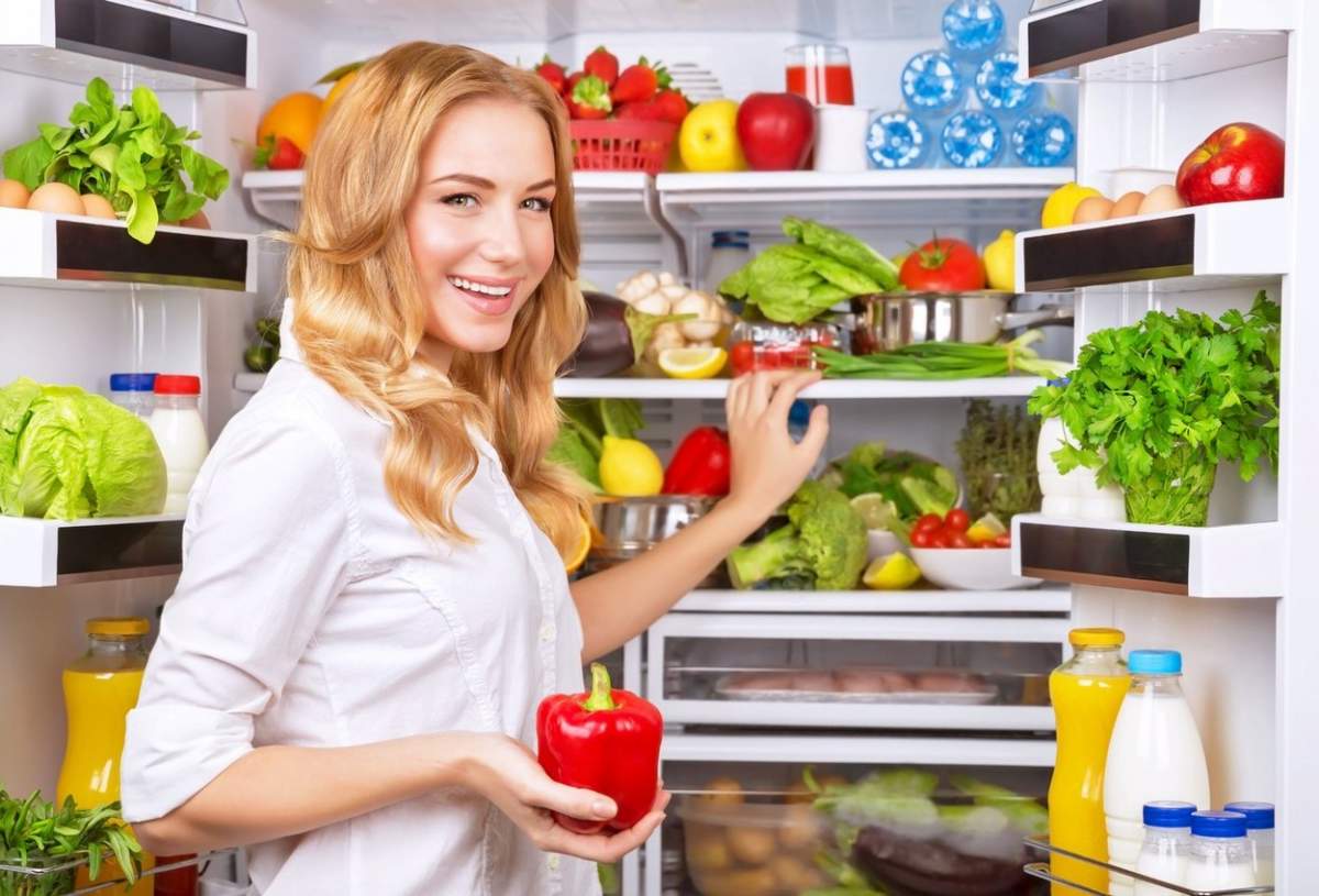 De ce nu este recomandat să ții legumele în pungi de plastic în frigider. Greșeala pe care trebuie să o eviți