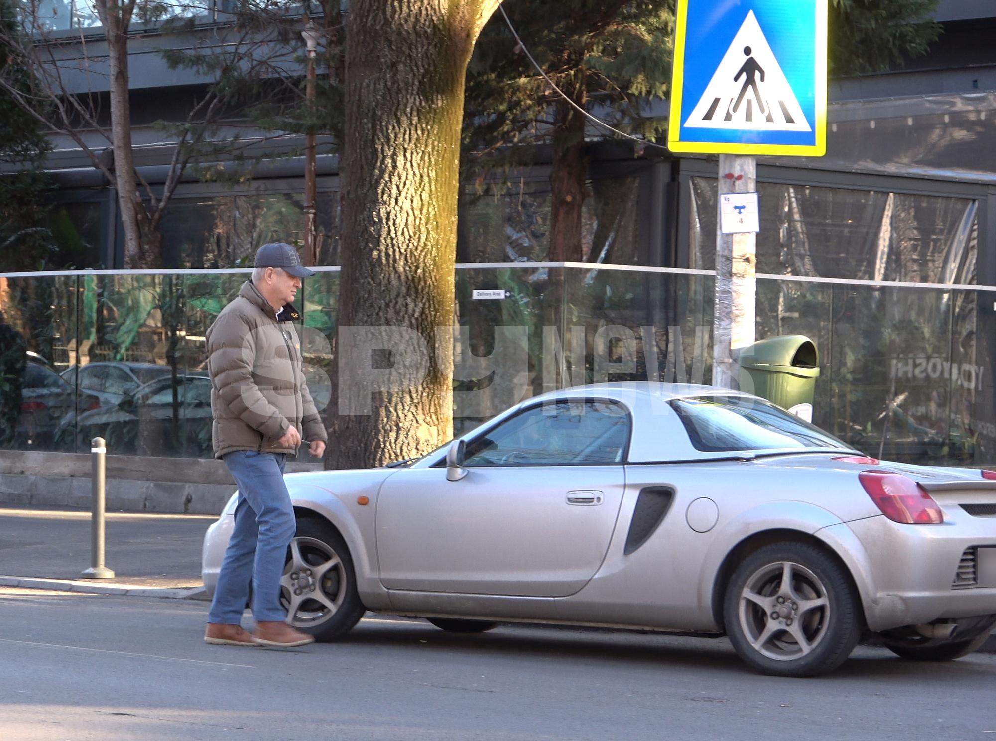 Daniel Tudorache nu ține cont de regulile de circulație. Ce a făcut deputatul în trafic / PAPARAZZI