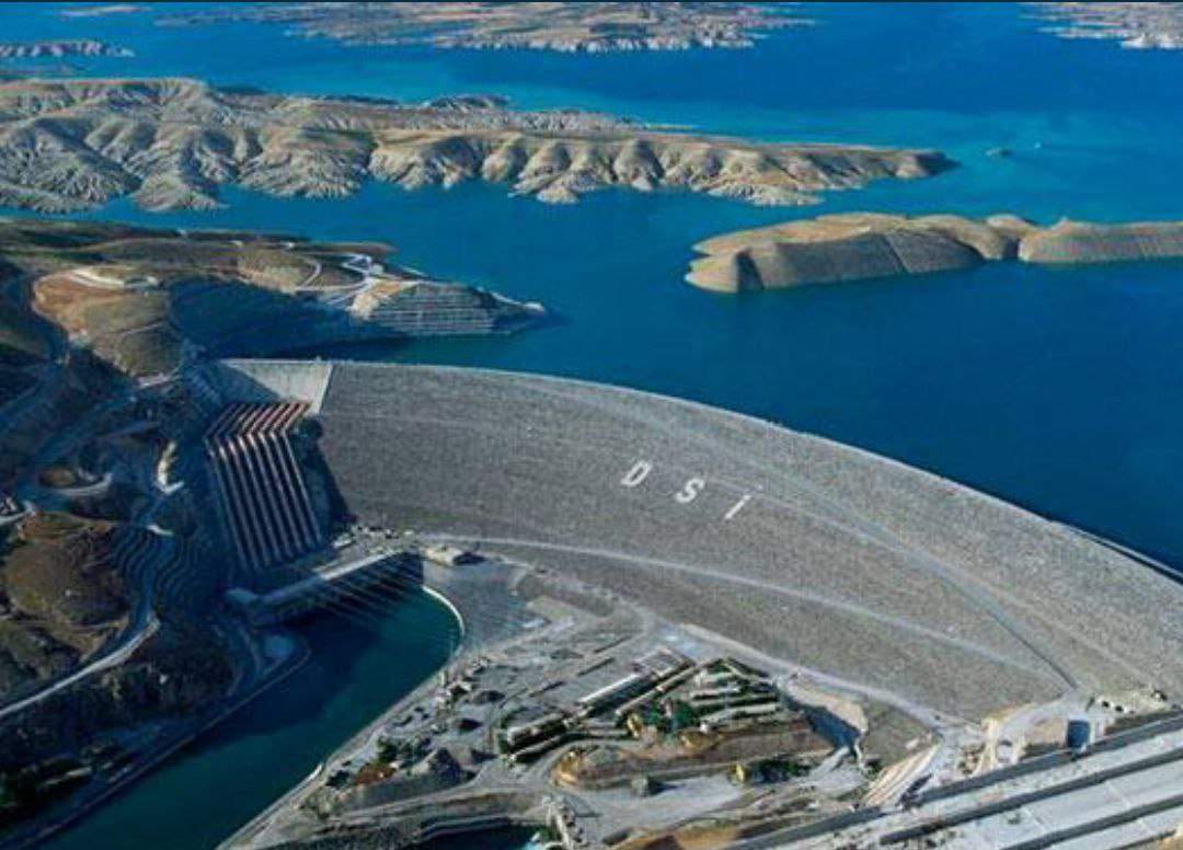 Barajul Atatürk din sud-estul Turciei