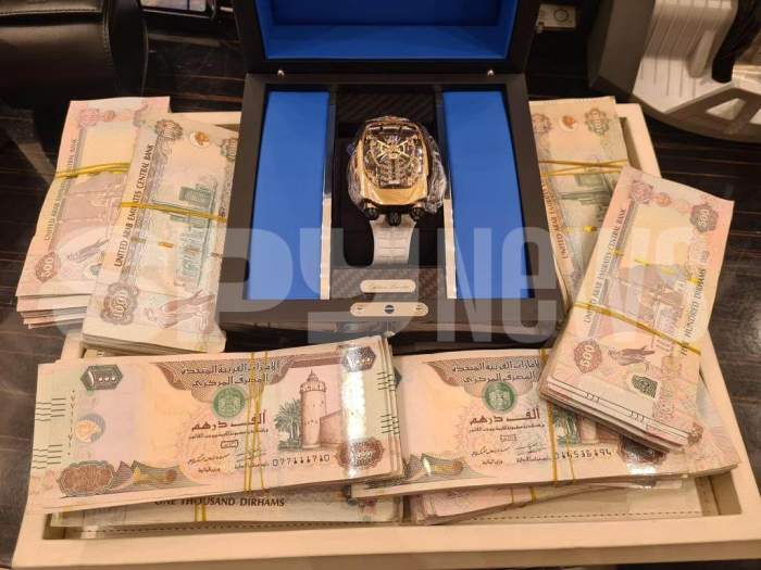 Imagini rare cu mașina de 5,4 milioane de euro a fraților Tate. Autoritățile au pus sechestru pe bunurile de lux ale celor doi / VIDEO