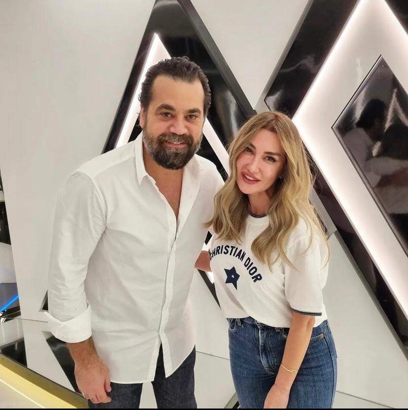 Raluca Tănase, schimbare radicală de look în Dubai! Vedeta a renunțat la roșcat / FOTO