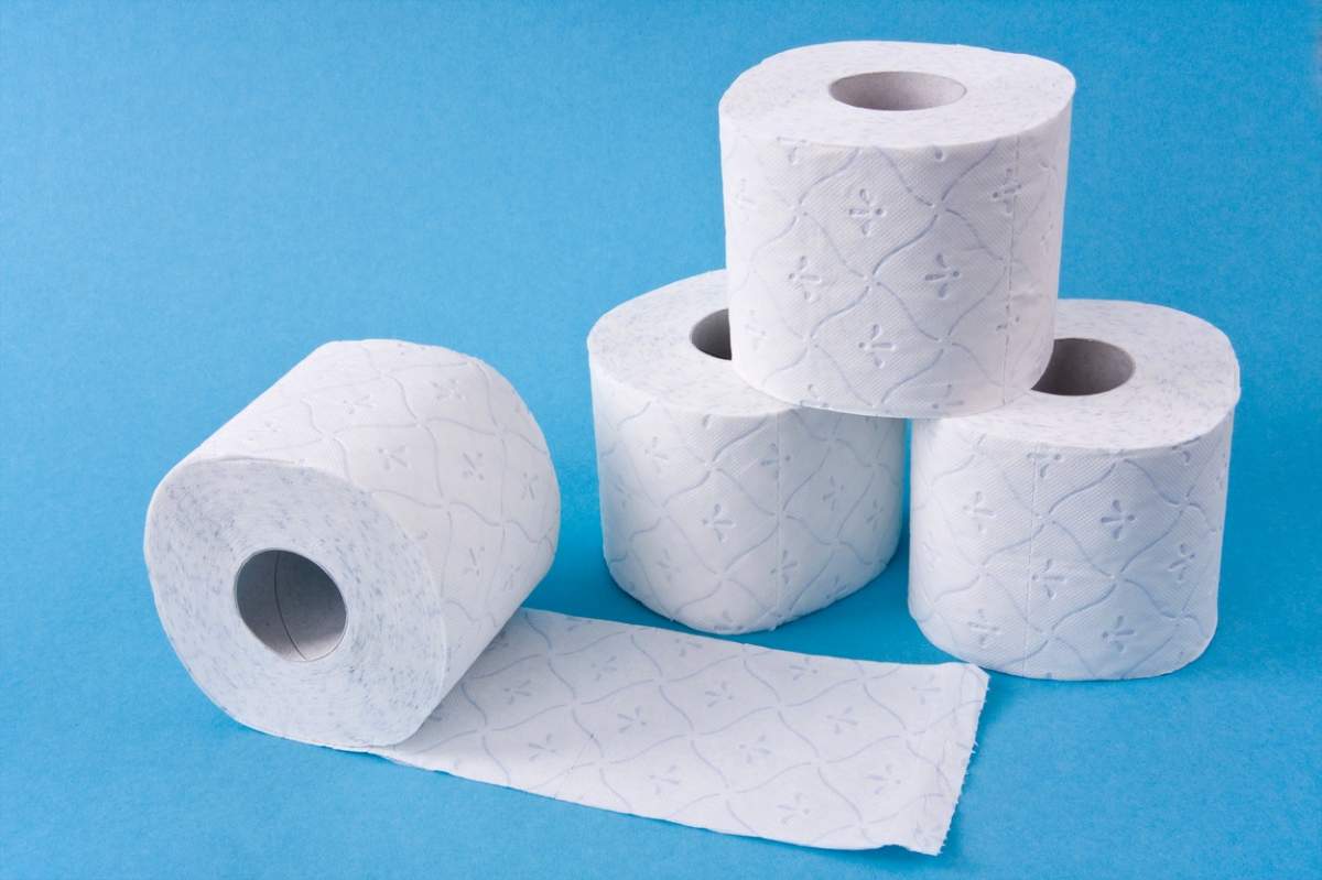 Cercetările arată că hârtia igienică e toxică și poluantă. Specialiștii avertizează! Cum îți poate afecta starea de sănătate