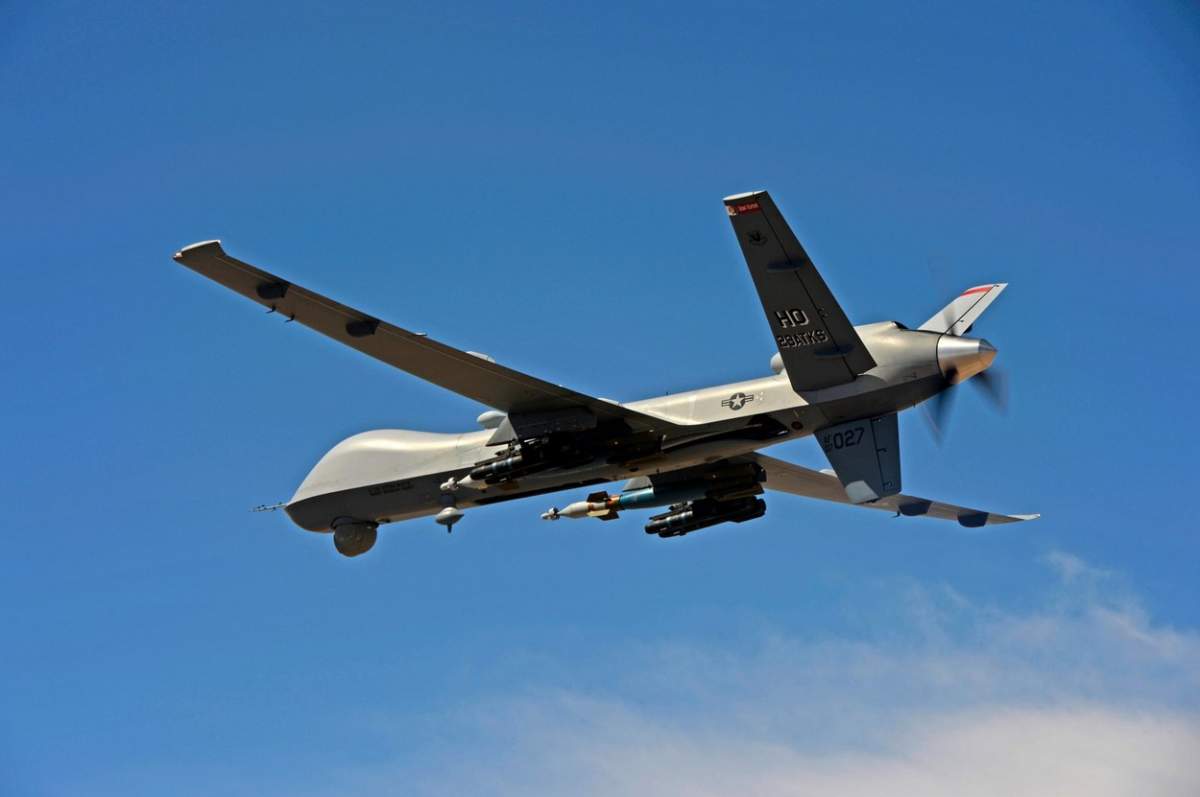 O dronă americană, doborâtă de două avioane rusești deasupra Mării Negre