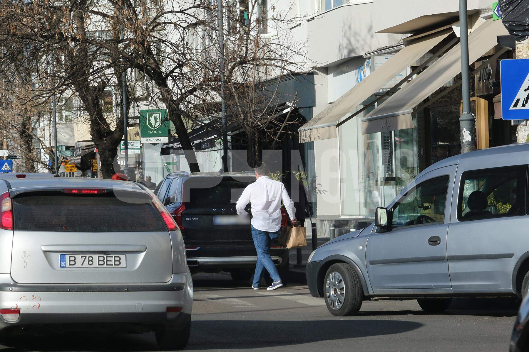 Dinu Pescariu este un bărbat pofticios! Afaceristul nu se poate abține nicio clipă de la bunătățile ce îi fac cu ochiul / PAPARAZZI