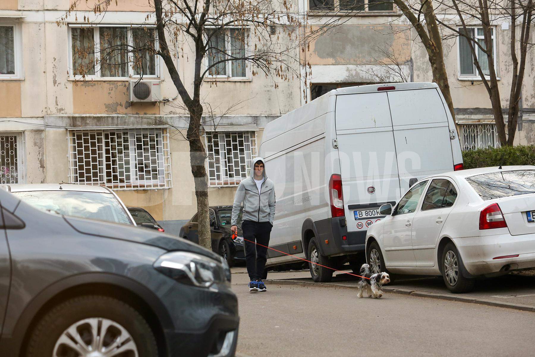 Octavian Popescu este un fotbalist responsabil. Imagini de senzație cu „Perla” lui Gigi Becali / PAPARAZZI