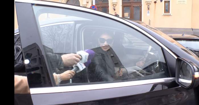 Bianca Drăgușanu, aroganță în fața Claudiei Pătrășcanu. Cine a așteptat-o în fața tribunalului / FOTO