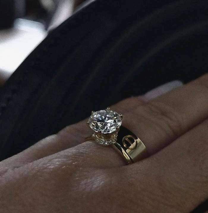 Inna, cadou de mii de euro din partea logodnicului ei, Deliric. Cât costă inelul cu care s-a afișat cântăreața / FOTO