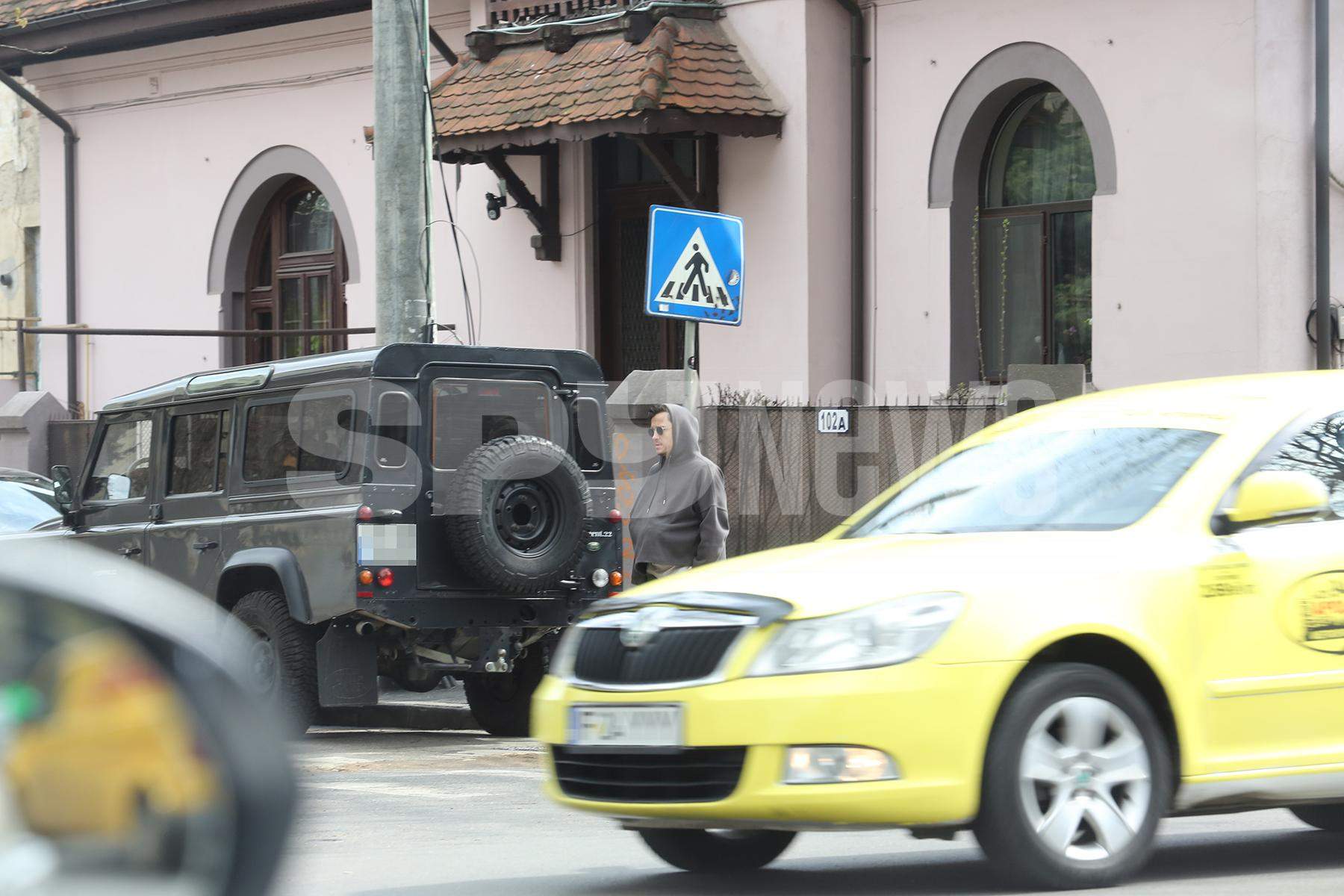 Imagini rare cu Dragoș Caliminte! În ce ipostază neașteptată a fost surprins iubitul lui Alice Peneacă / PAPARAZZI