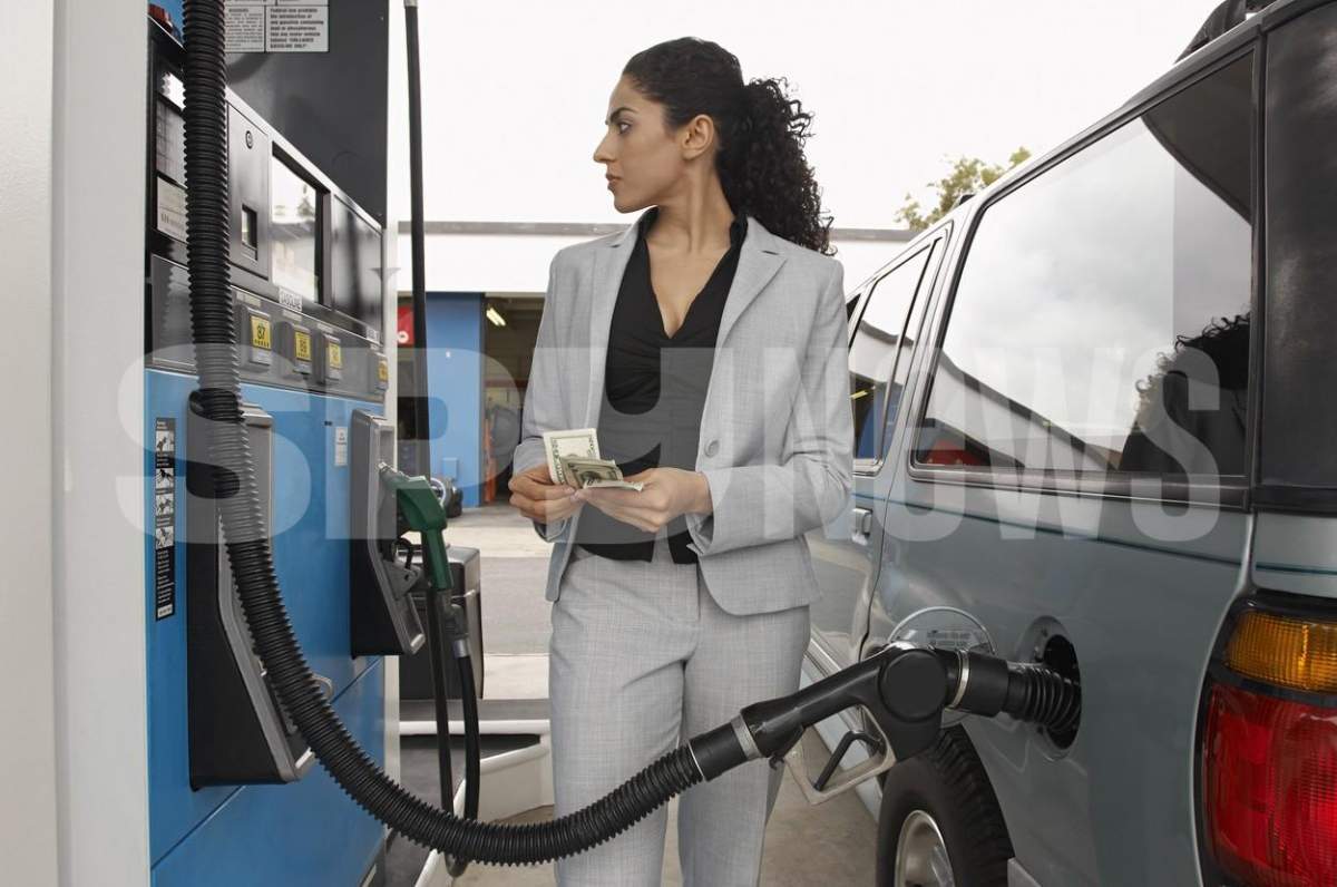Prețul benzinei a crescut din nou. Cu cât s-a majorat valoarea carburantului în România, astăzi, 8 martie 2023