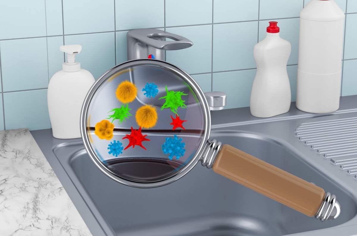Amestecul din trei ingrediente care te ajută să scapi de mucegaiul din chiuvetă. Soluția care rezolvă această problemă