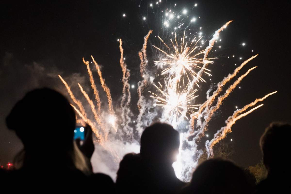 Ucraina a interzis prin lege prin lege folosirea artificiilor şi a petardelor în țară. Care este motivul